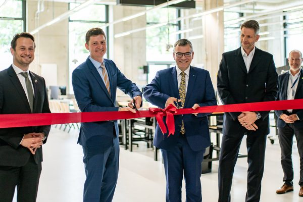 VÆRIDION opens battery lab in Bosch Collaboration Campus